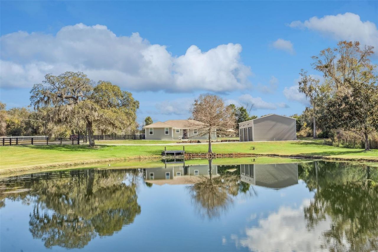 323 Mclain Lane, Geneva, FL 32732 Photo