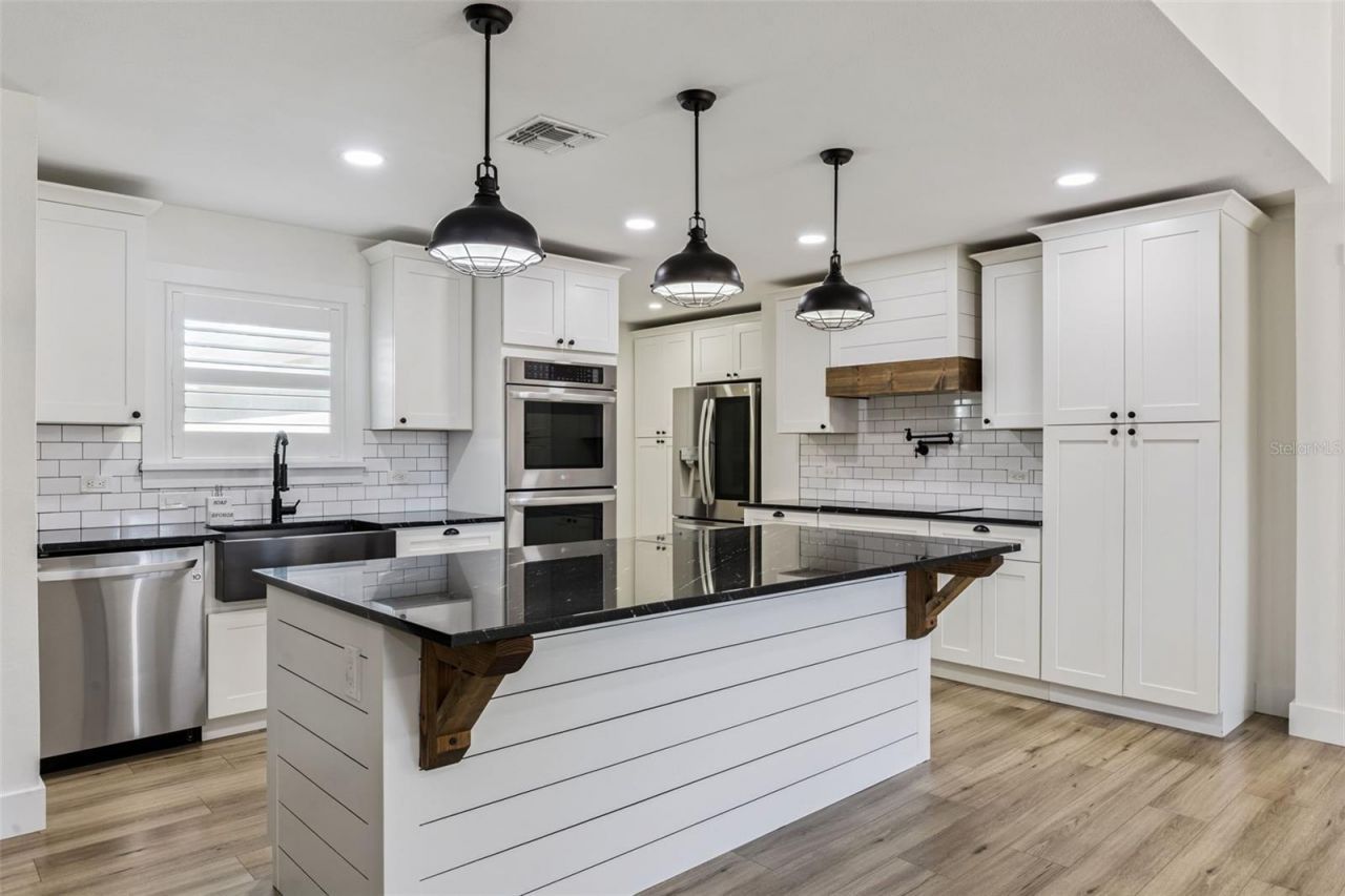 323 Mclain Lane, Geneva, FL 32732 Photo