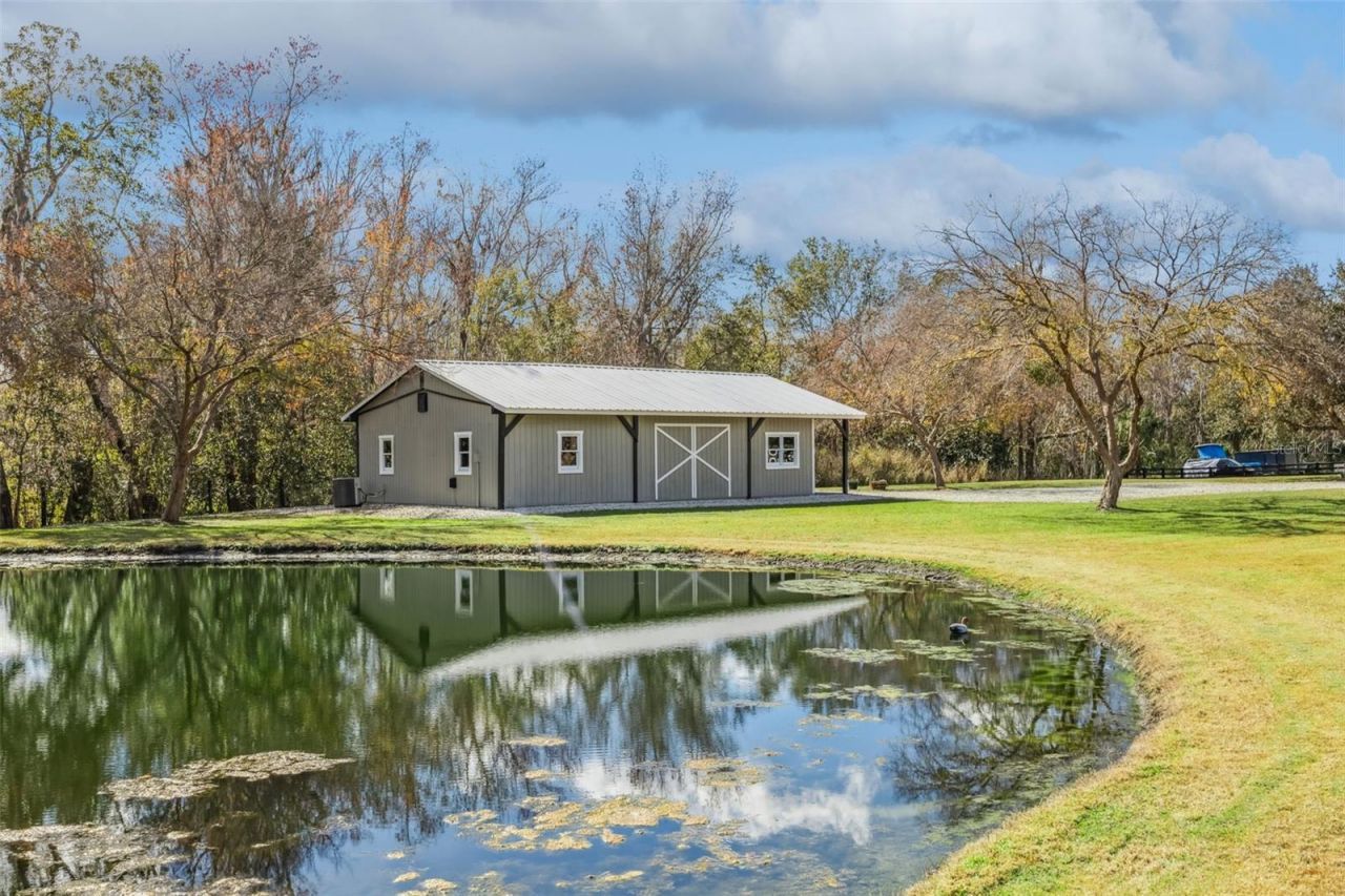 323 Mclain Lane, Geneva, FL 32732 Photo