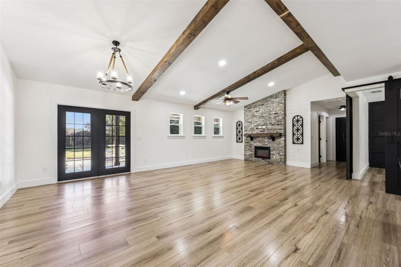 323 Mclain Lane, Geneva, FL 32732 Photo