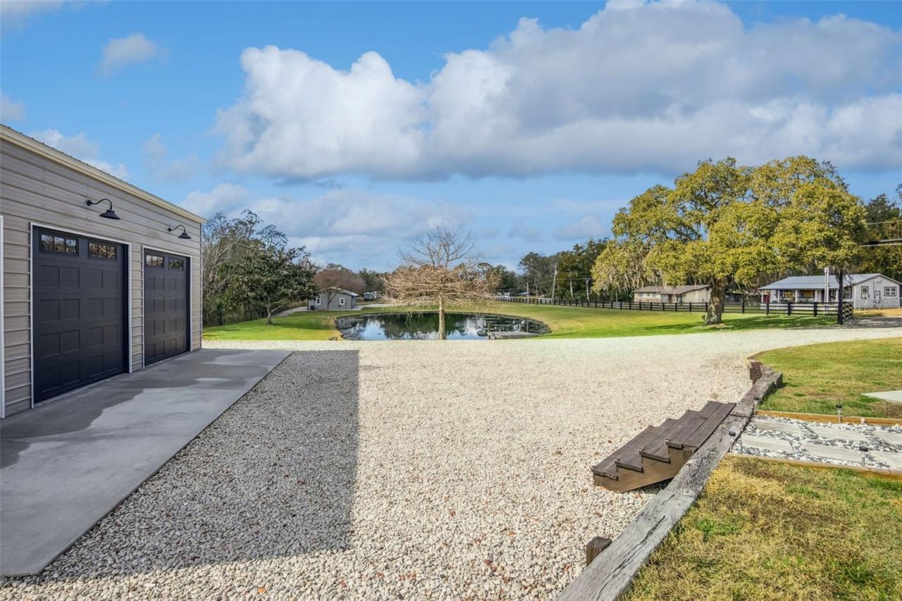 323 Mclain Lane, Geneva, FL 32732 Photo