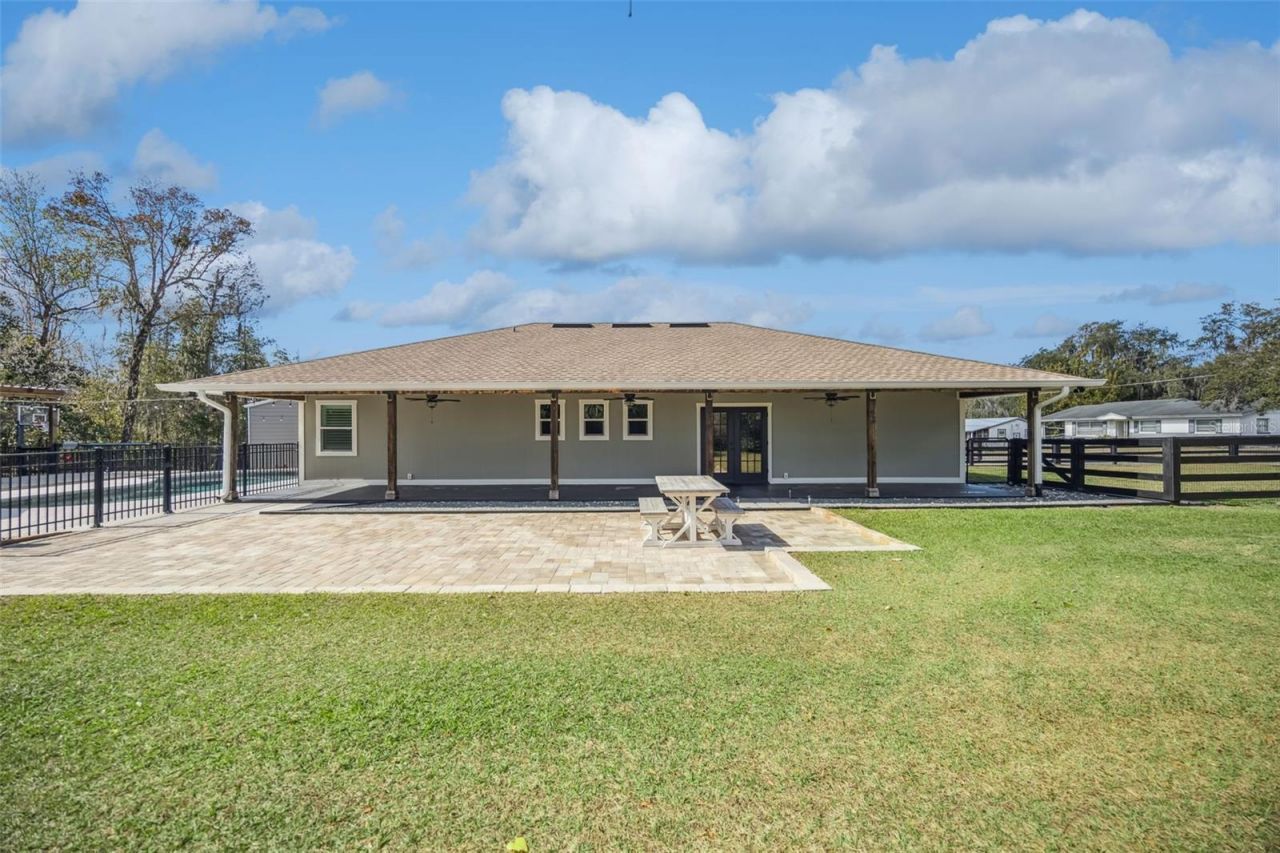 323 Mclain Lane, Geneva, FL 32732 Photo