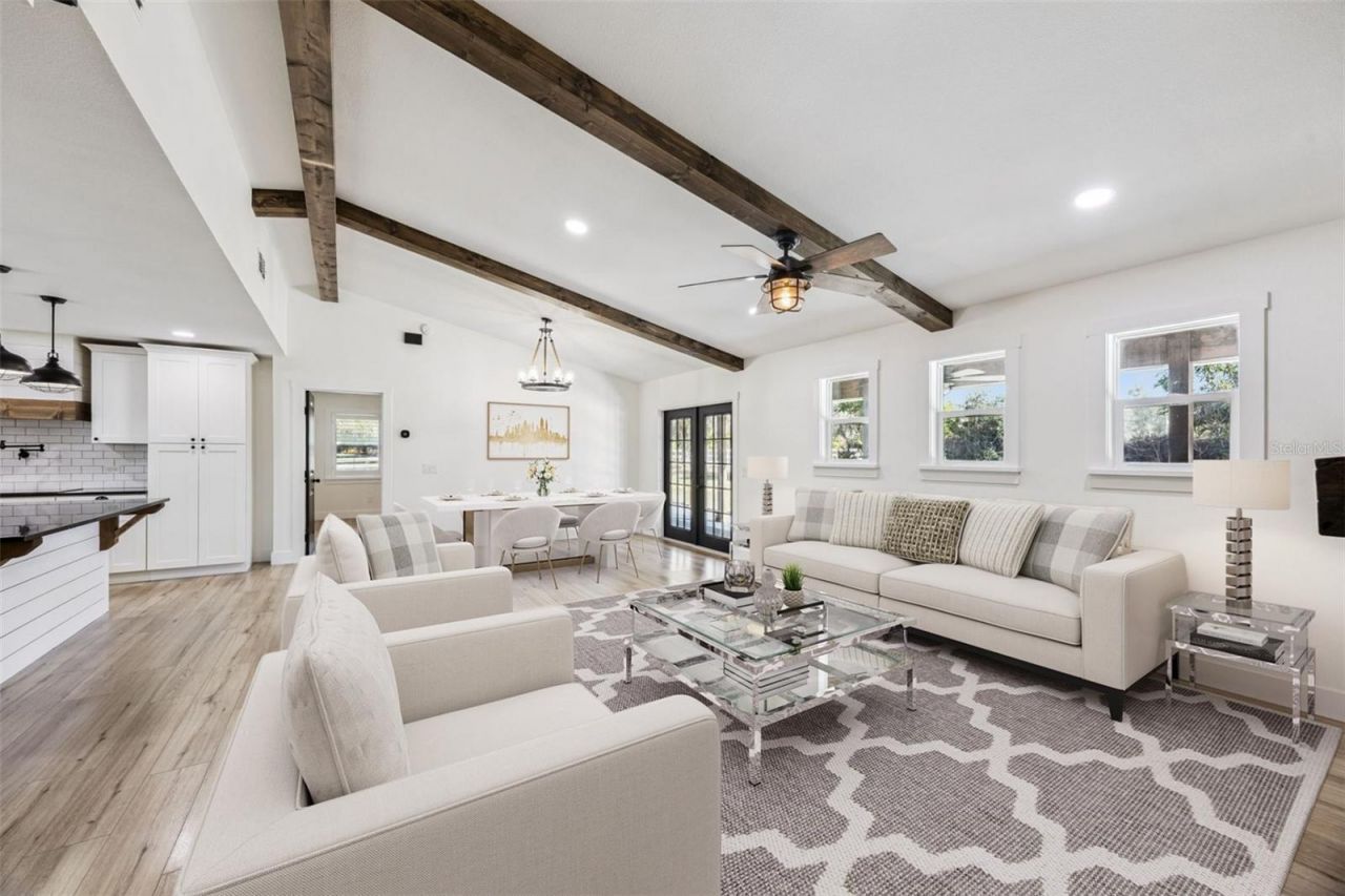 323 Mclain Lane, Geneva, FL 32732 Photo