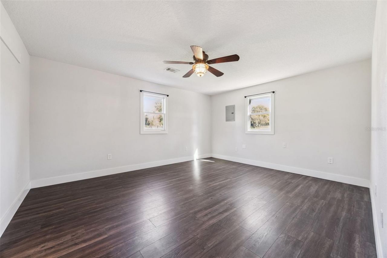 323 Mclain Lane, Geneva, FL 32732 Photo