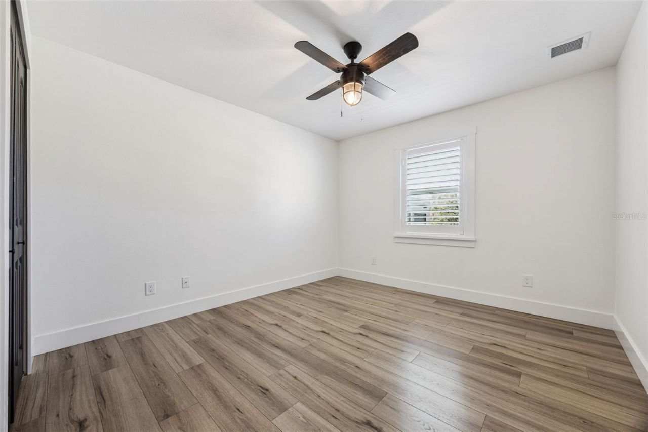 323 Mclain Lane, Geneva, FL 32732 Photo
