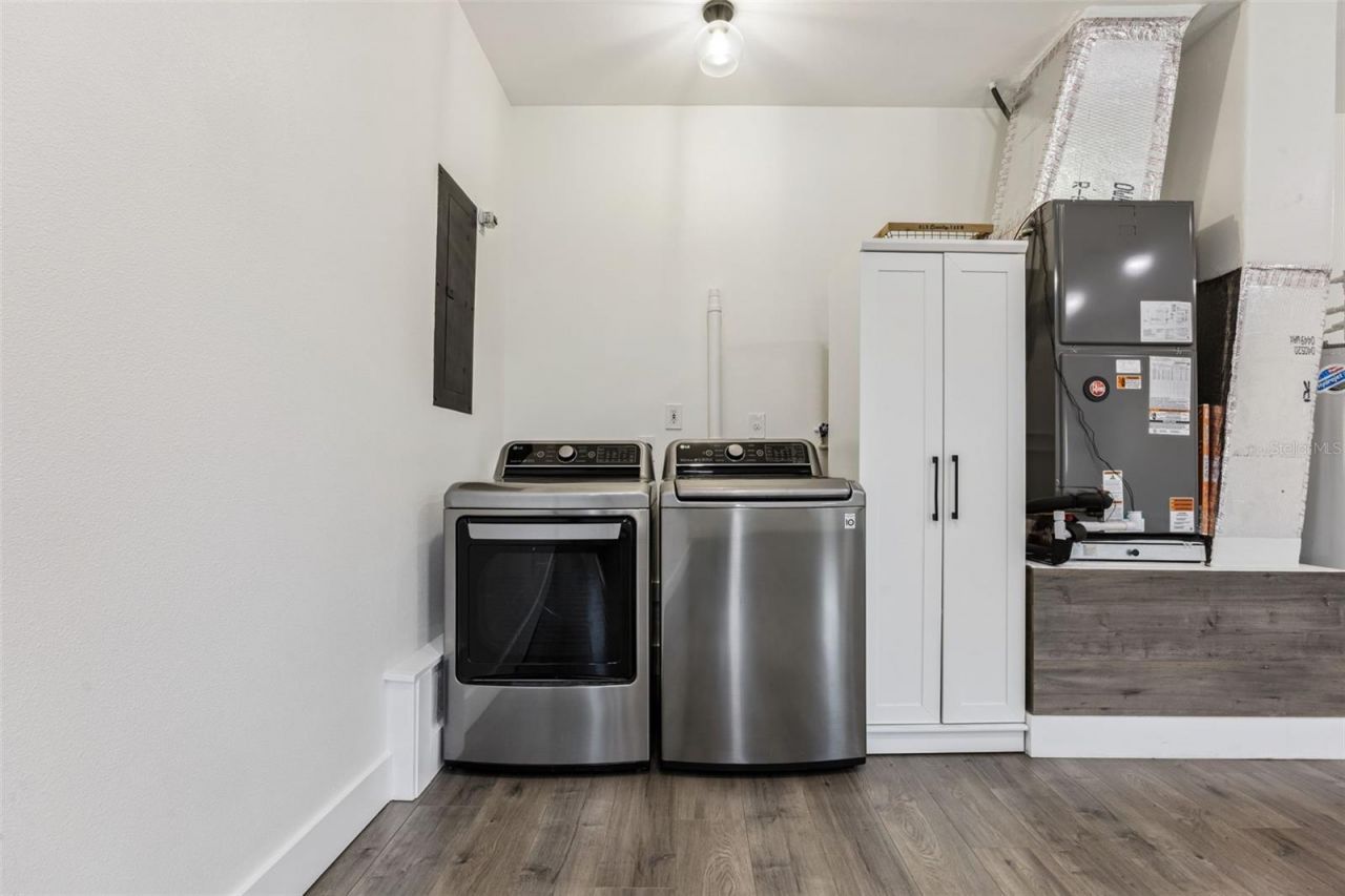 323 Mclain Lane, Geneva, FL 32732 Photo