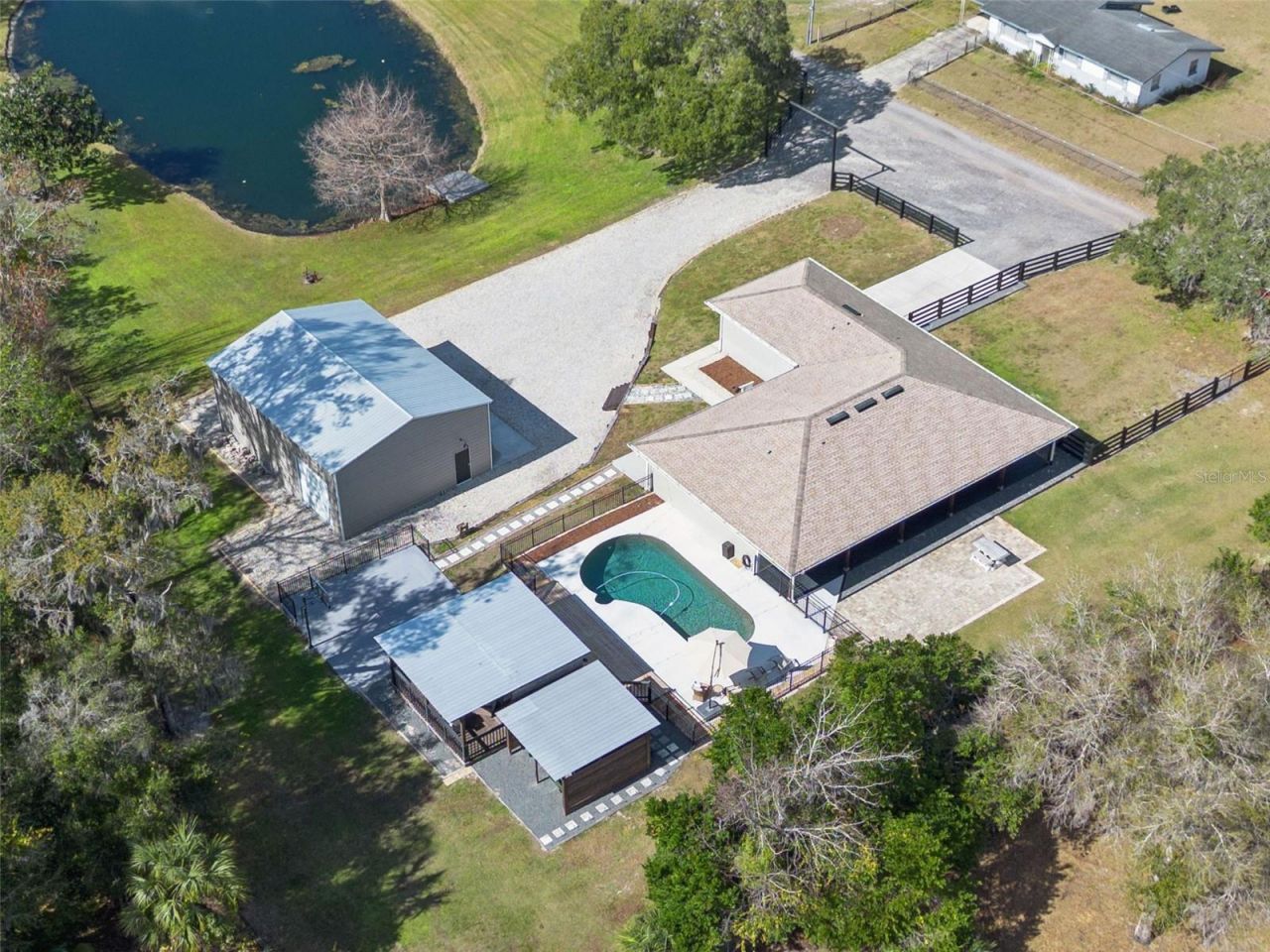 323 Mclain Lane, Geneva, FL 32732 Photo