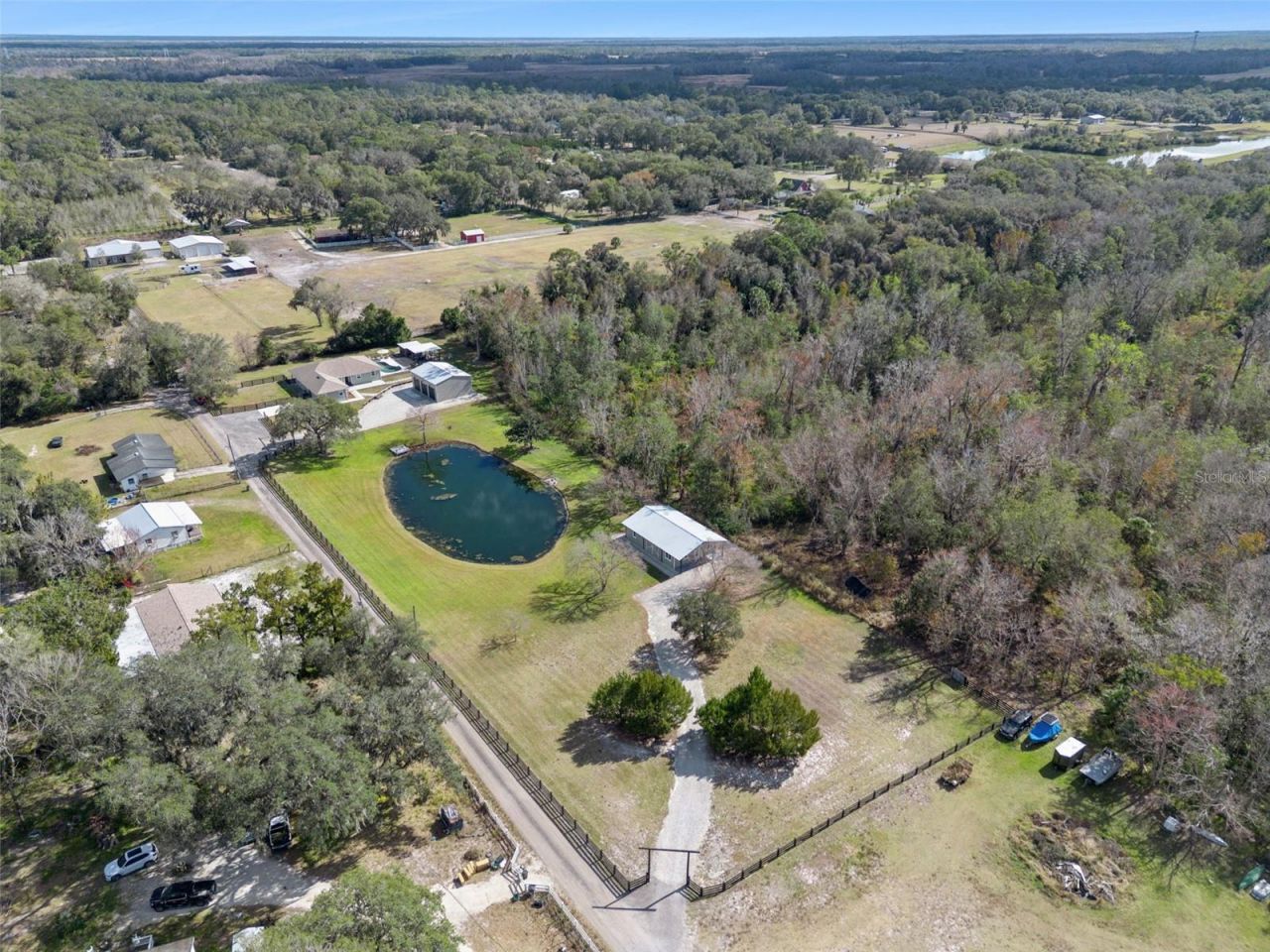 323 Mclain Lane, Geneva, FL 32732 Photo