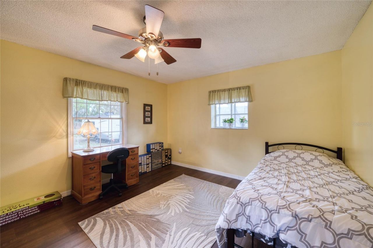 3908 Oak Grove Drive, Sarasota, FL 34243 Photo