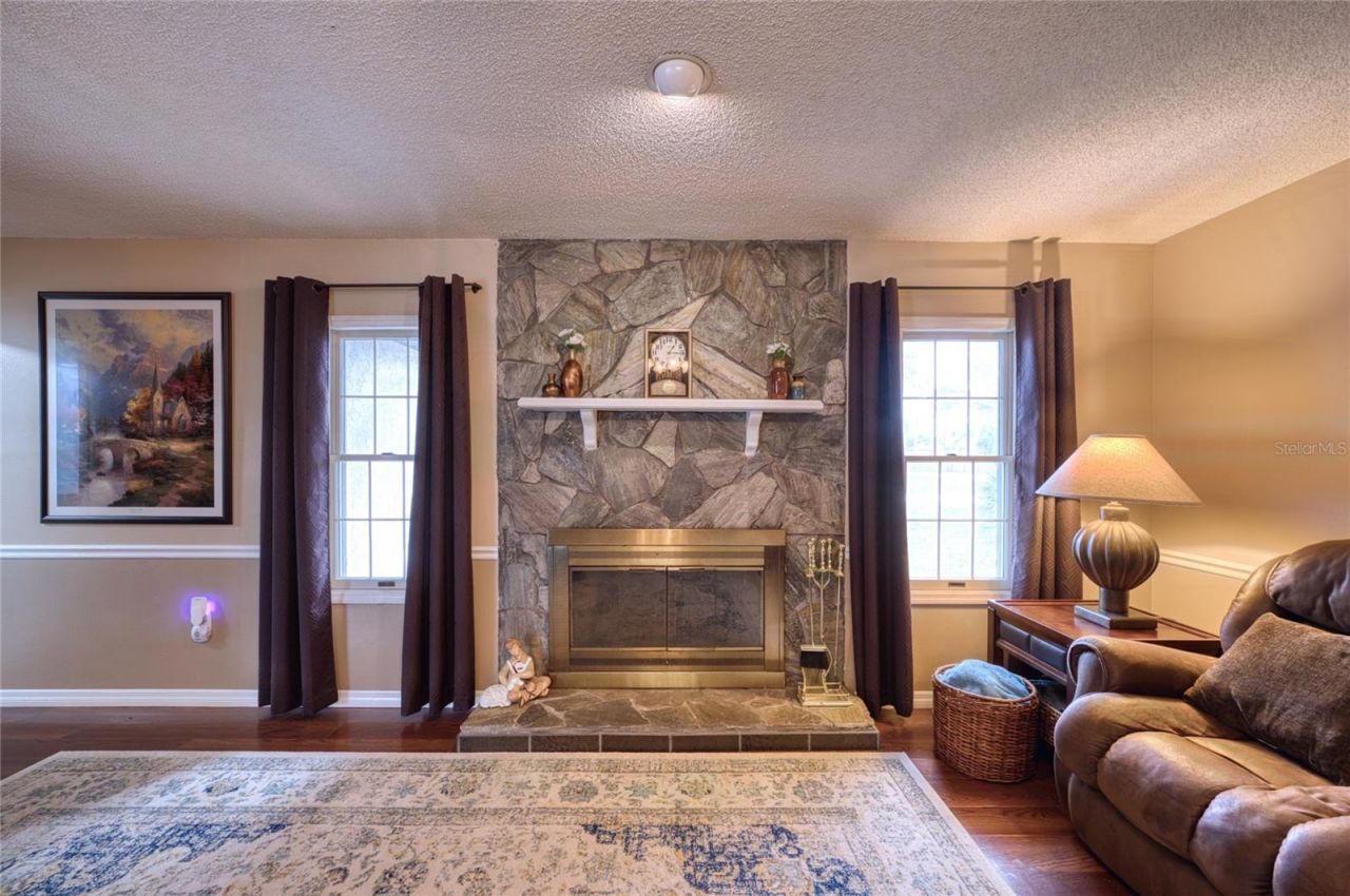 3908 Oak Grove Drive, Sarasota, FL 34243 Photo