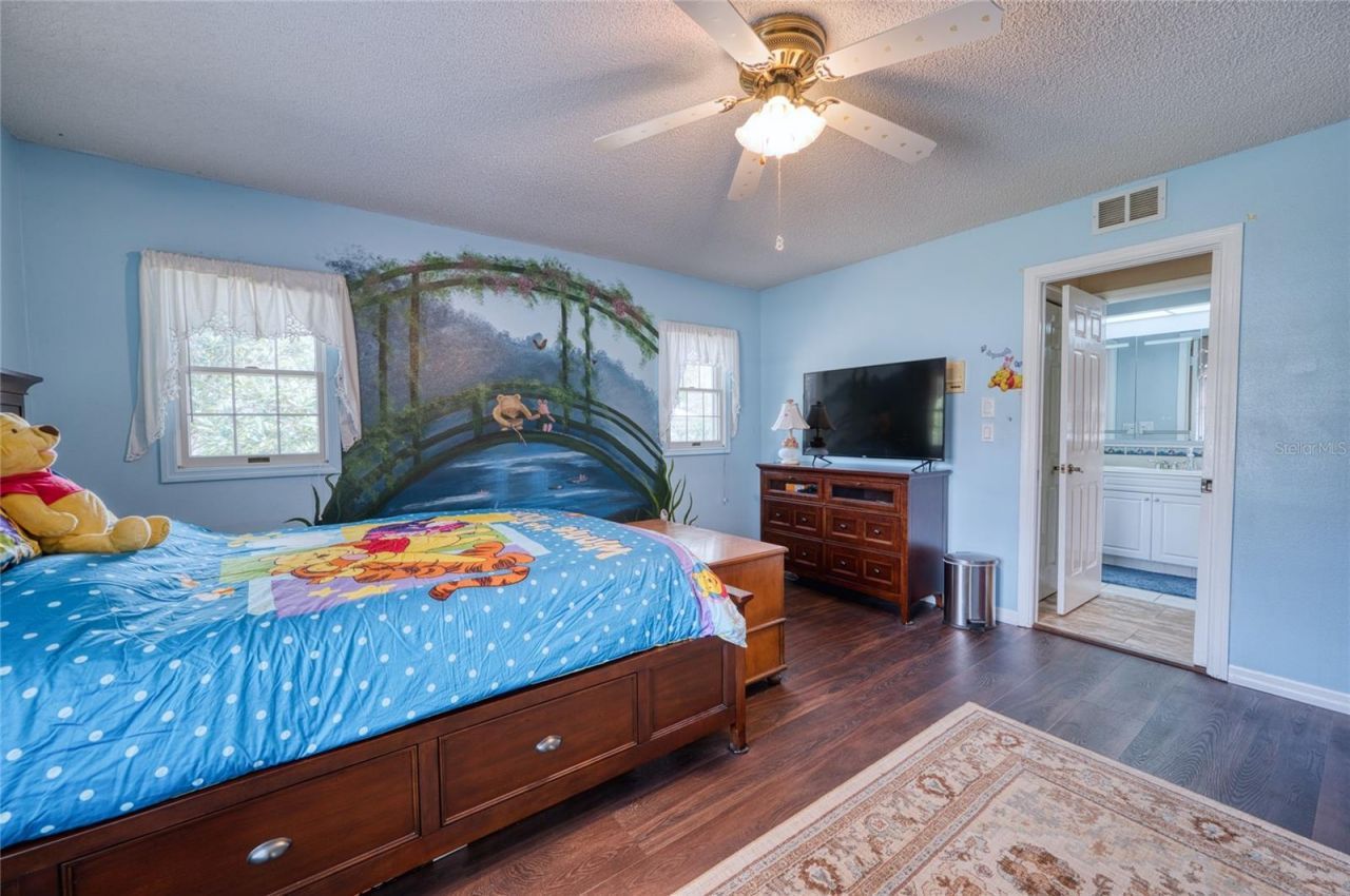 3908 Oak Grove Drive, Sarasota, FL 34243 Photo