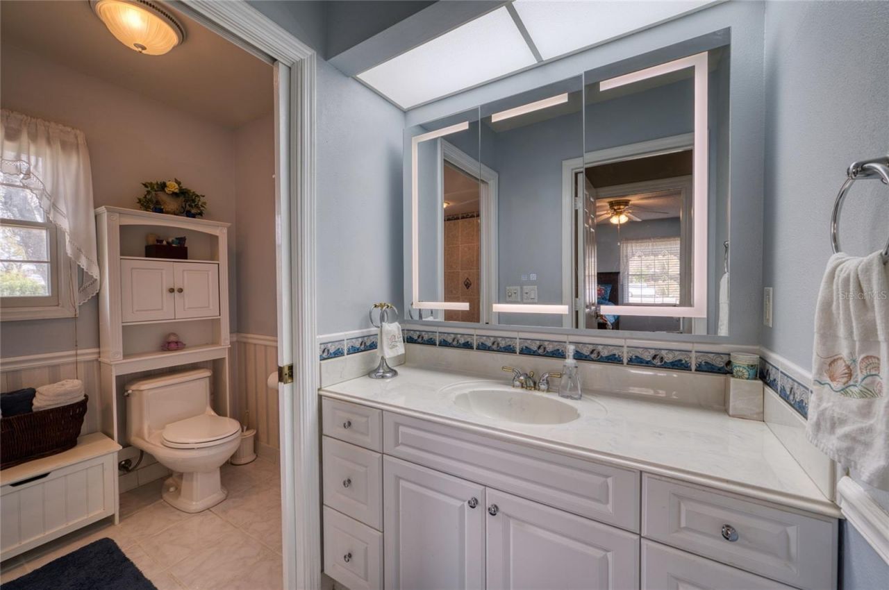 3908 Oak Grove Drive, Sarasota, FL 34243 Photo