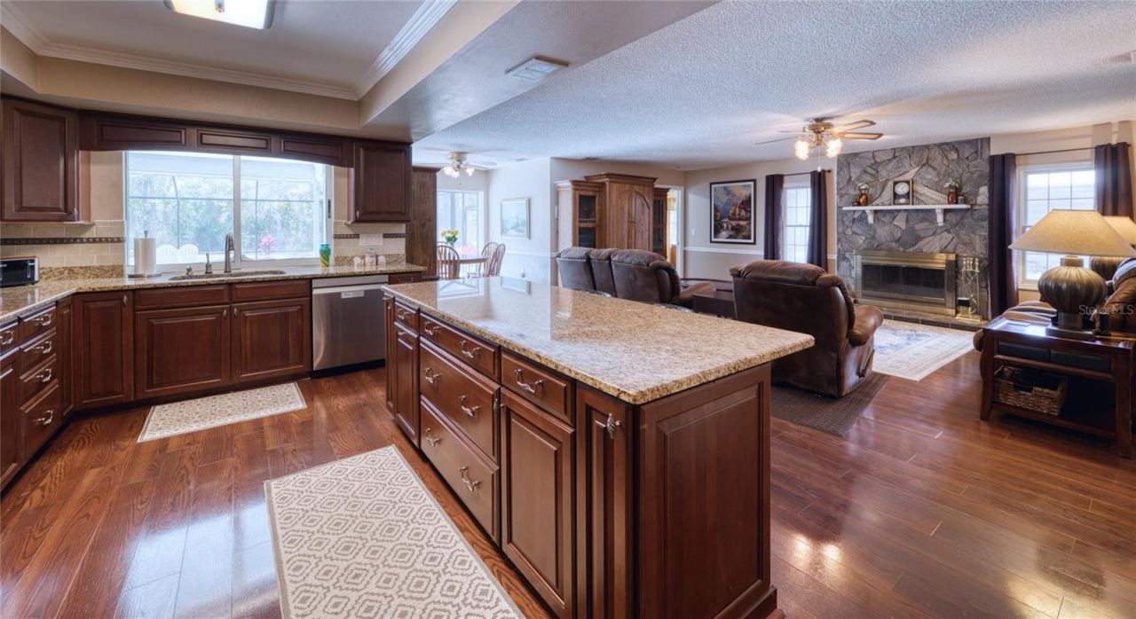 3908 Oak Grove Drive, Sarasota, FL 34243 Photo