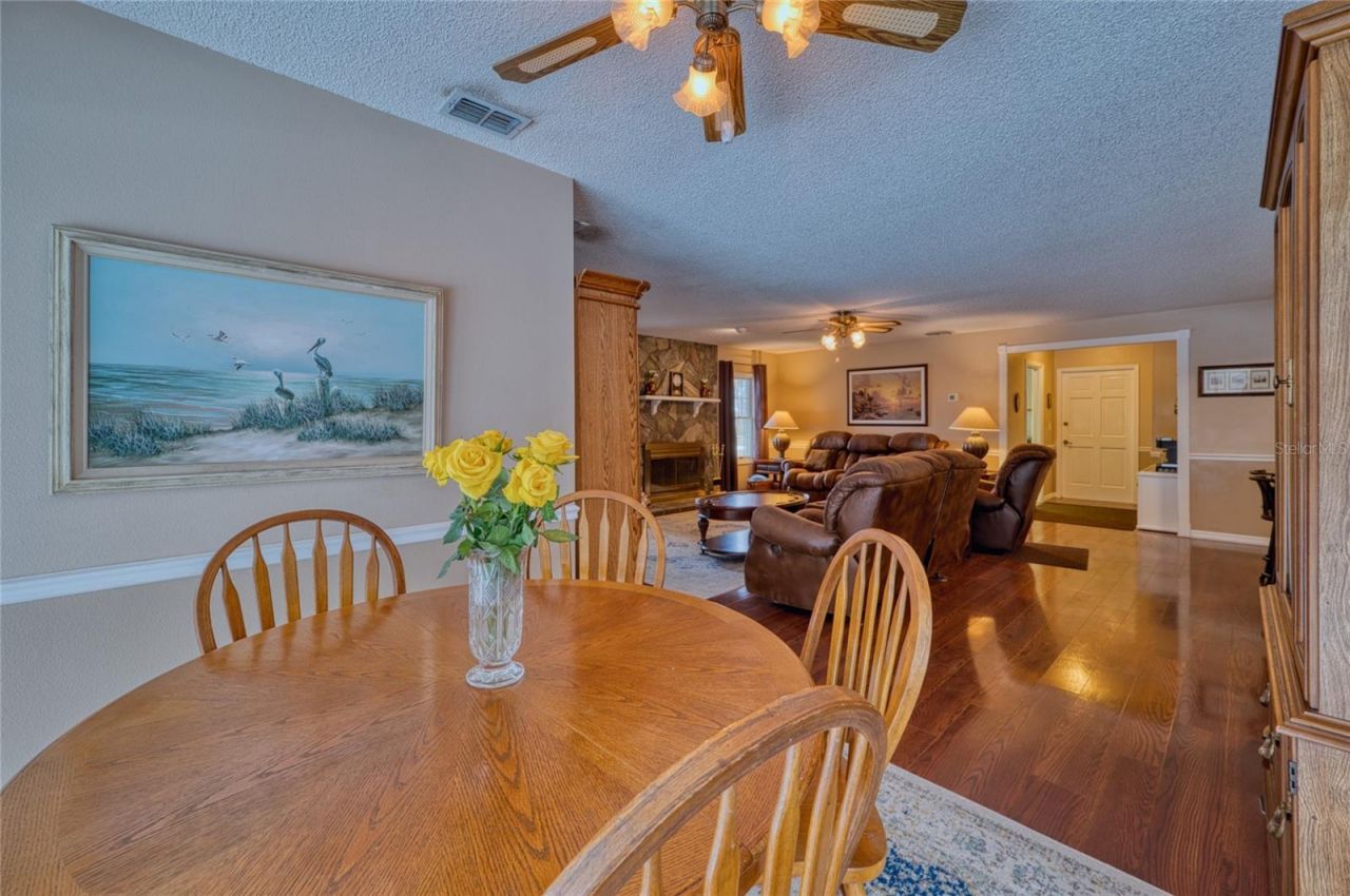 3908 Oak Grove Drive, Sarasota, FL 34243 Photo