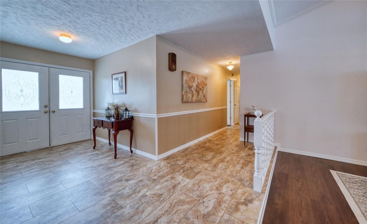 3908 Oak Grove Drive, Sarasota, FL 34243 Photo