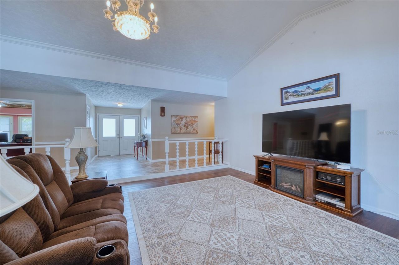 3908 Oak Grove Drive, Sarasota, FL 34243 Photo