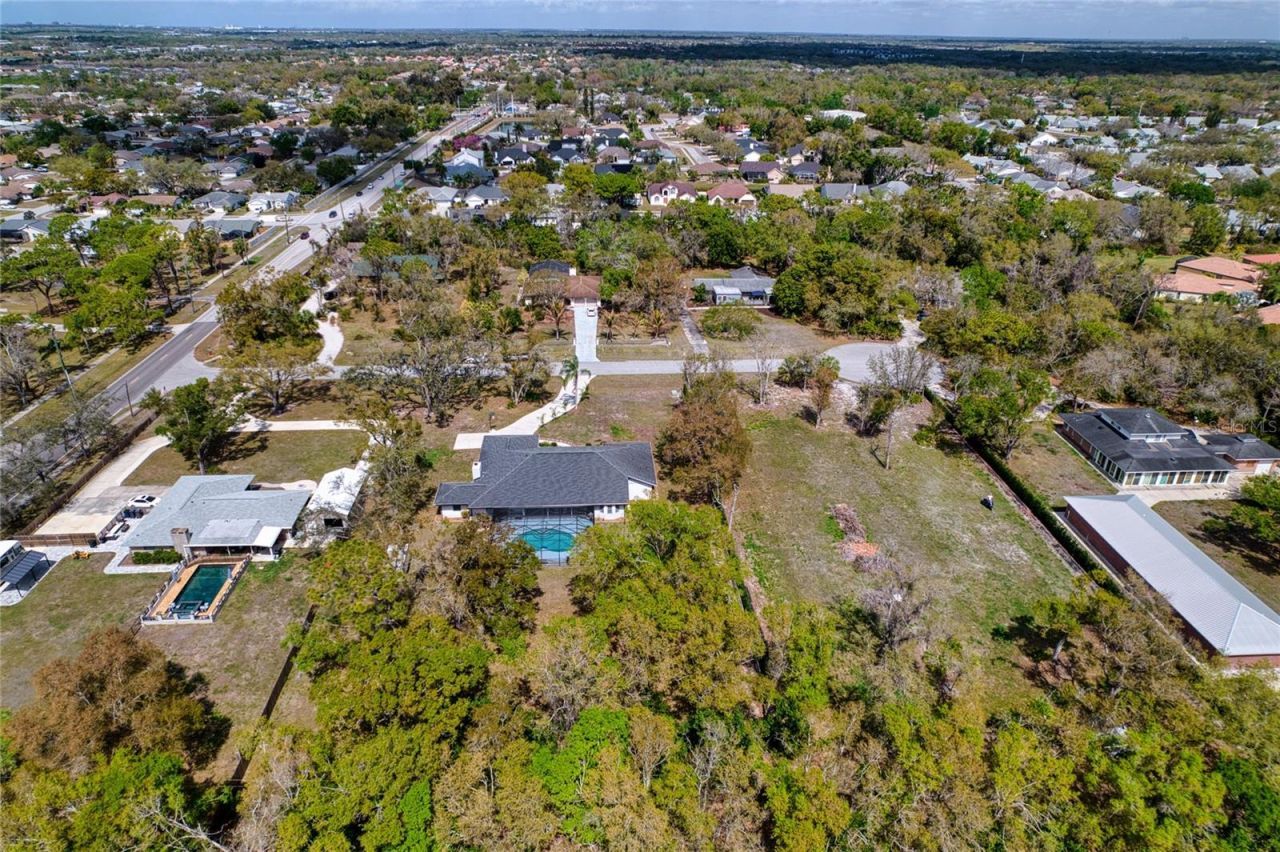 3908 Oak Grove Drive, Sarasota, FL 34243 Photo