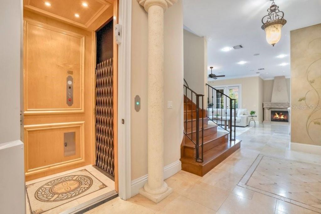 280 Lake Brittany Court, Heathrow, FL 32746 Photo