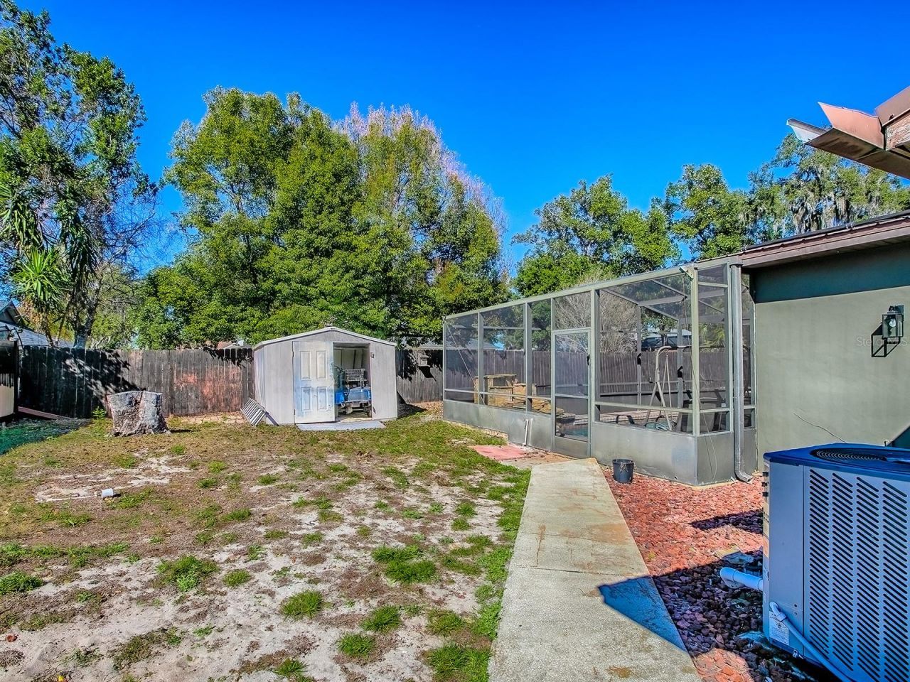 5329 Twin Palms Road, Fruitland Park, FL 34731 Photo