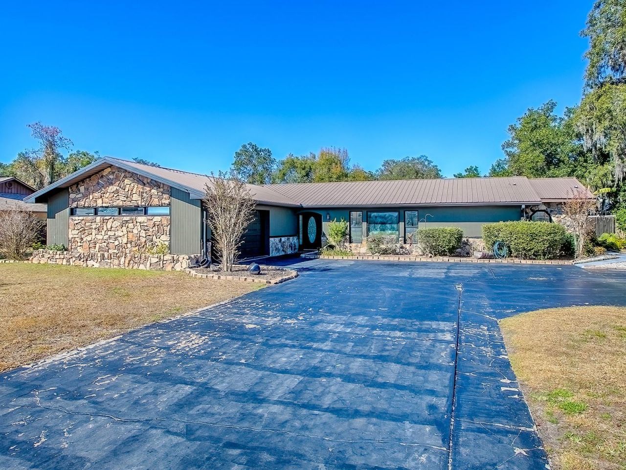 5329 Twin Palms Road, Fruitland Park, FL 34731 Photo