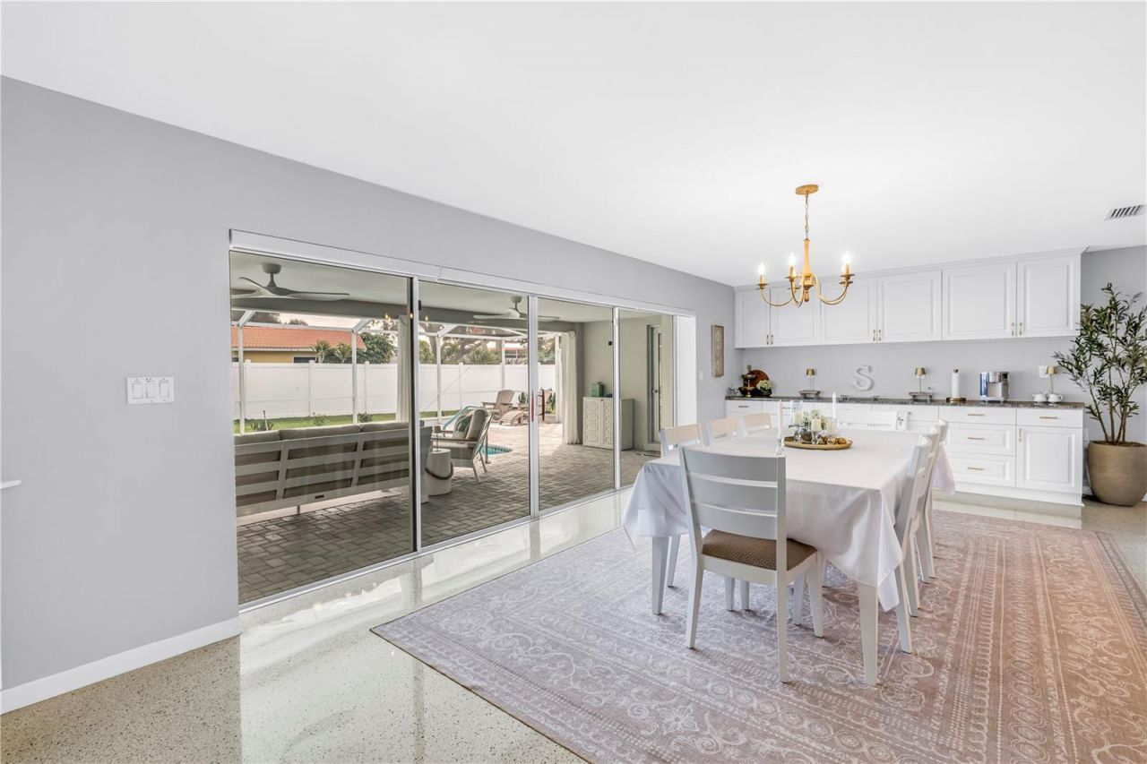 14546 Anchorage Circle, Seminole, FL 33776 Photo