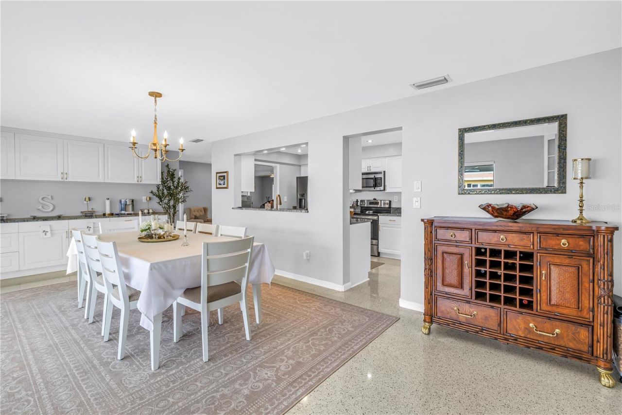 14546 Anchorage Circle, Seminole, FL 33776 Photo