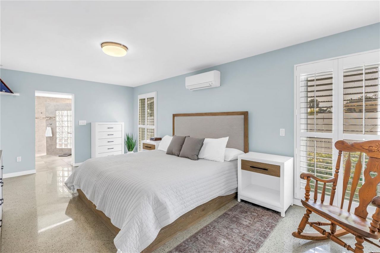 14546 Anchorage Circle, Seminole, FL 33776 Photo