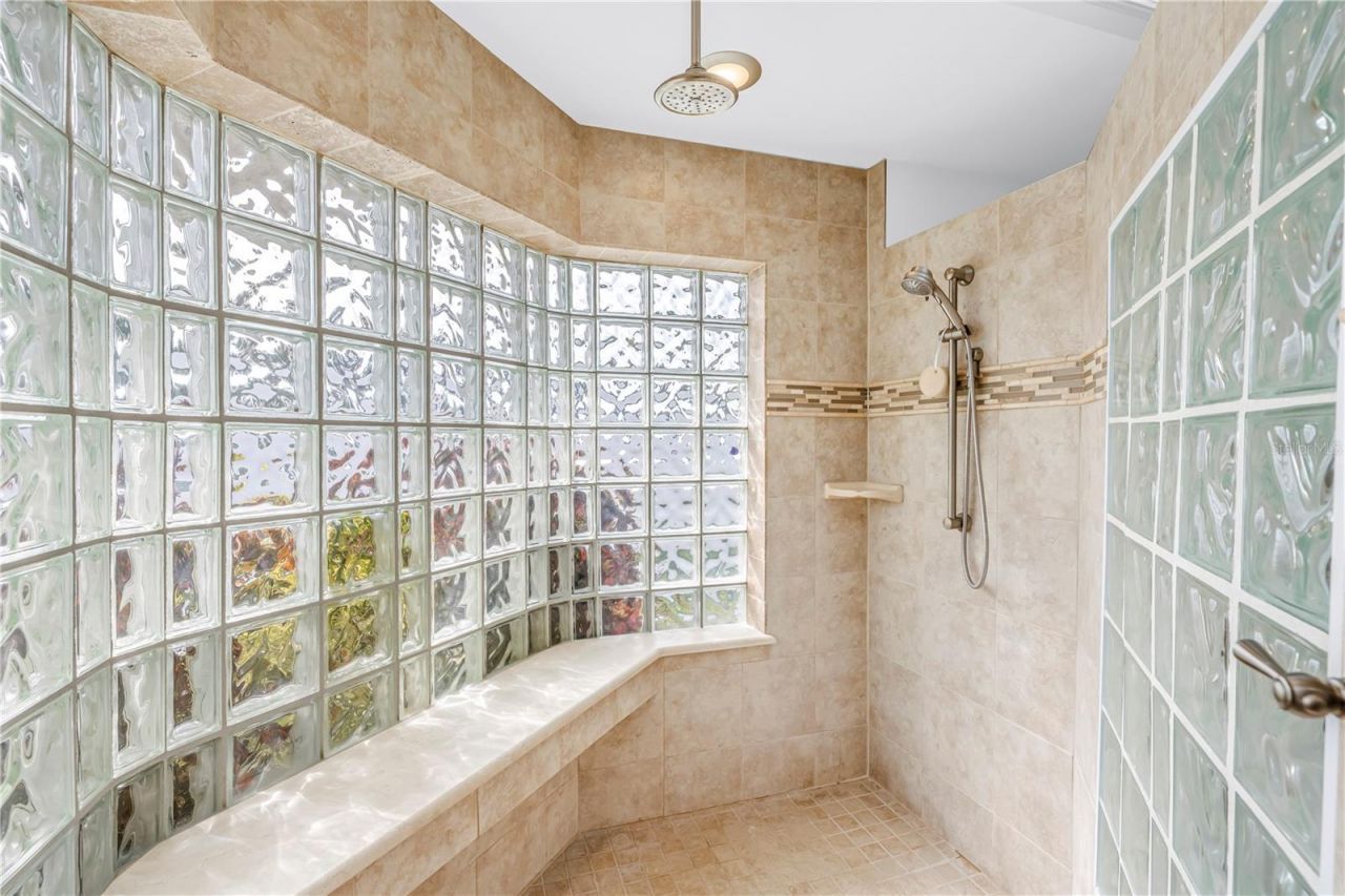 14546 Anchorage Circle, Seminole, FL 33776 Photo