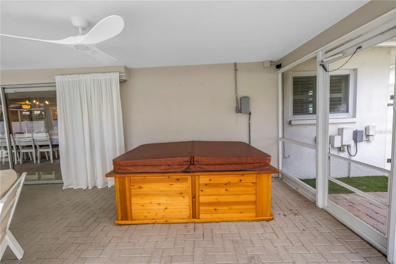 14546 Anchorage Circle, Seminole, FL 33776 Photo