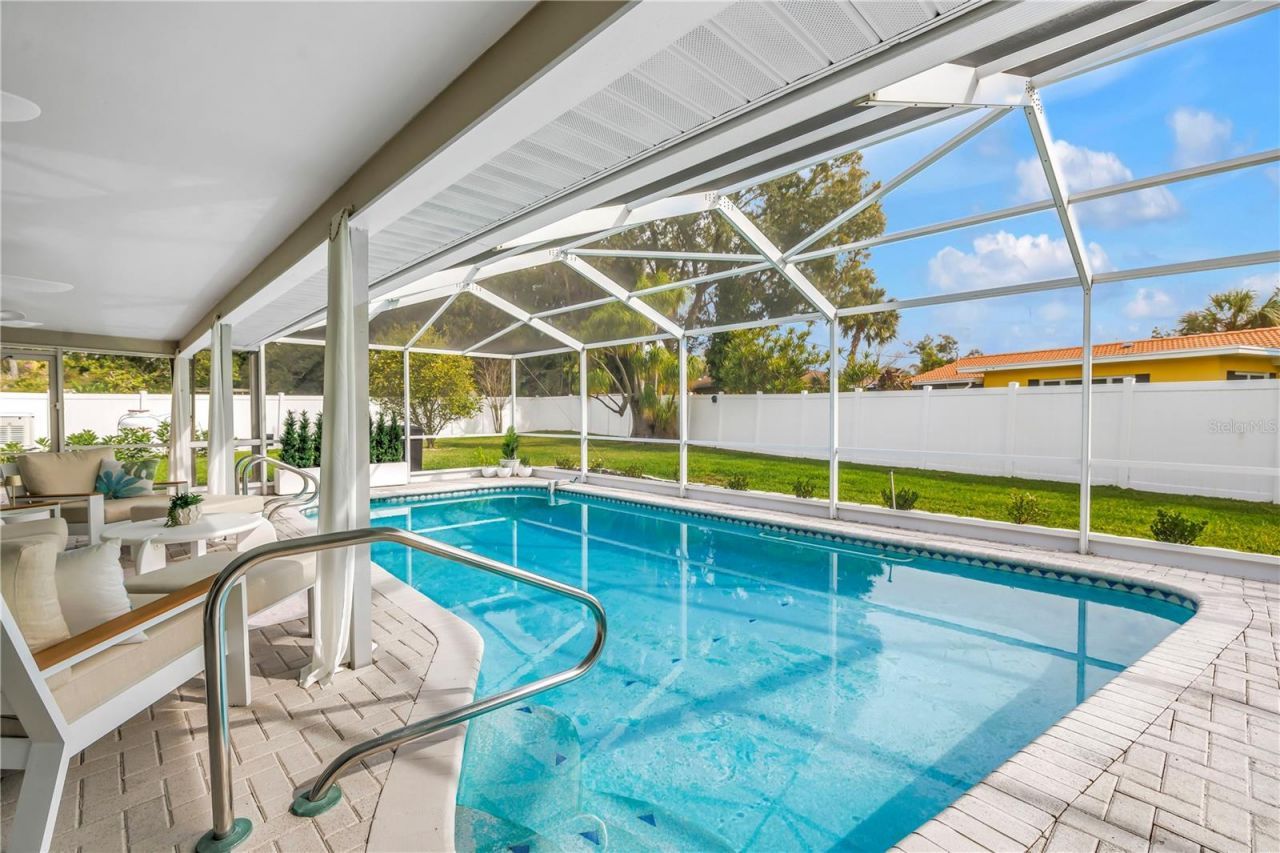 14546 Anchorage Circle, Seminole, FL 33776 Photo