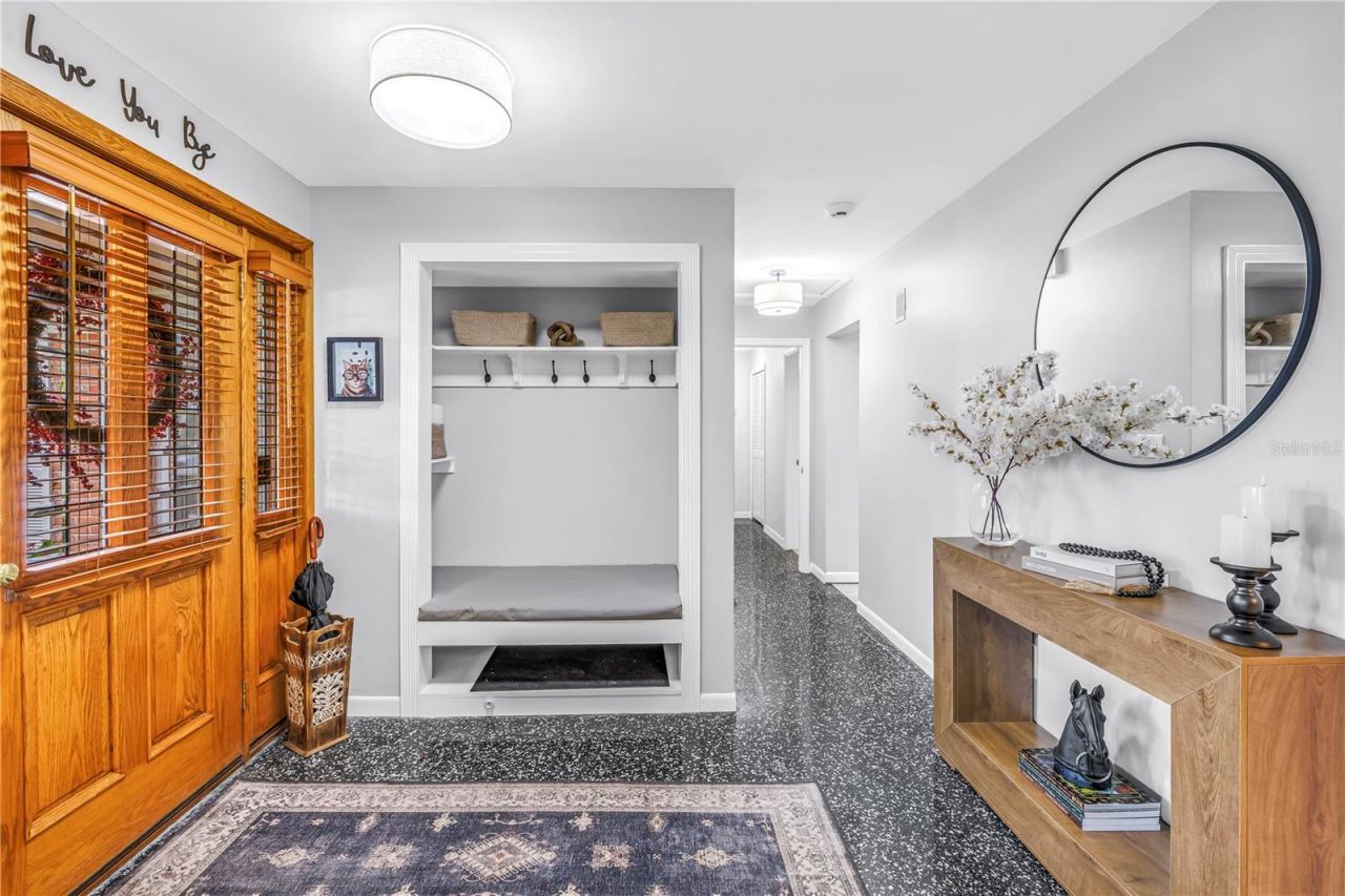 14546 Anchorage Circle, Seminole, FL 33776 Photo