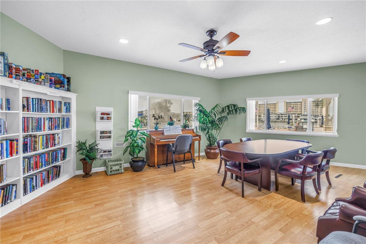 14546 Anchorage Circle, Seminole, FL 33776 Photo