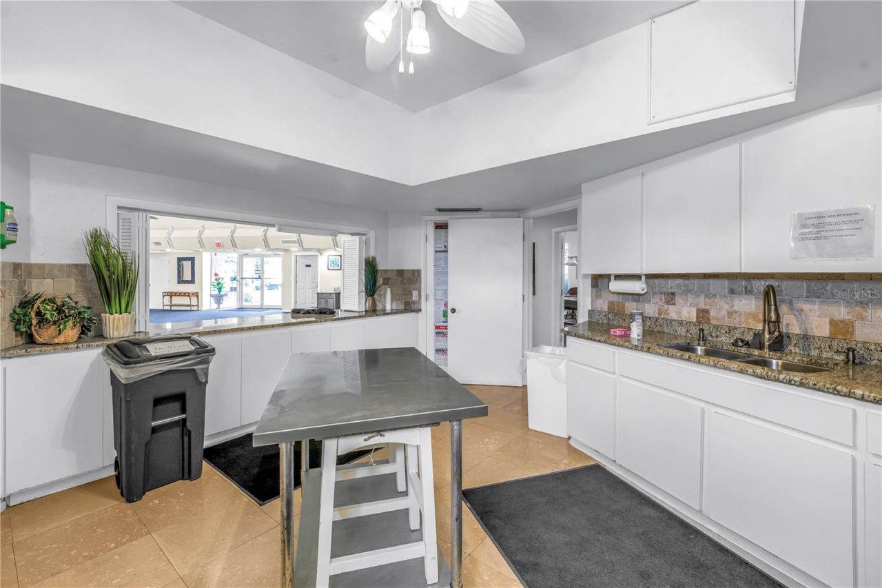 14546 Anchorage Circle, Seminole, FL 33776 Photo