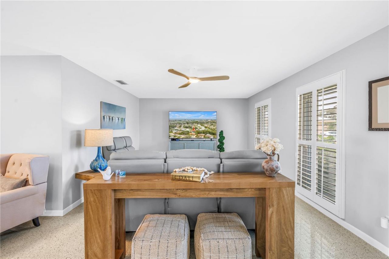 14546 Anchorage Circle, Seminole, FL 33776 Photo