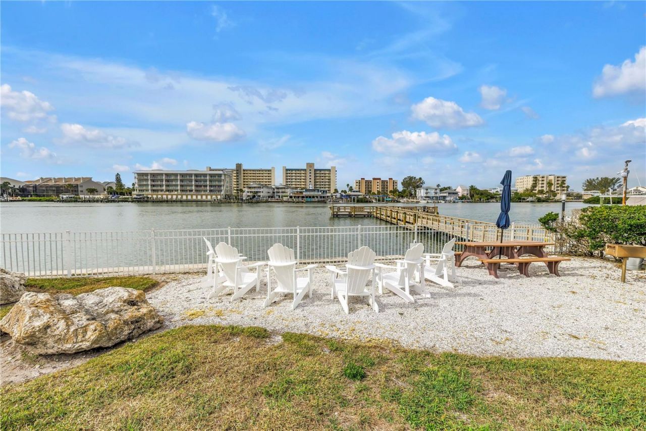 14546 Anchorage Circle, Seminole, FL 33776 Photo