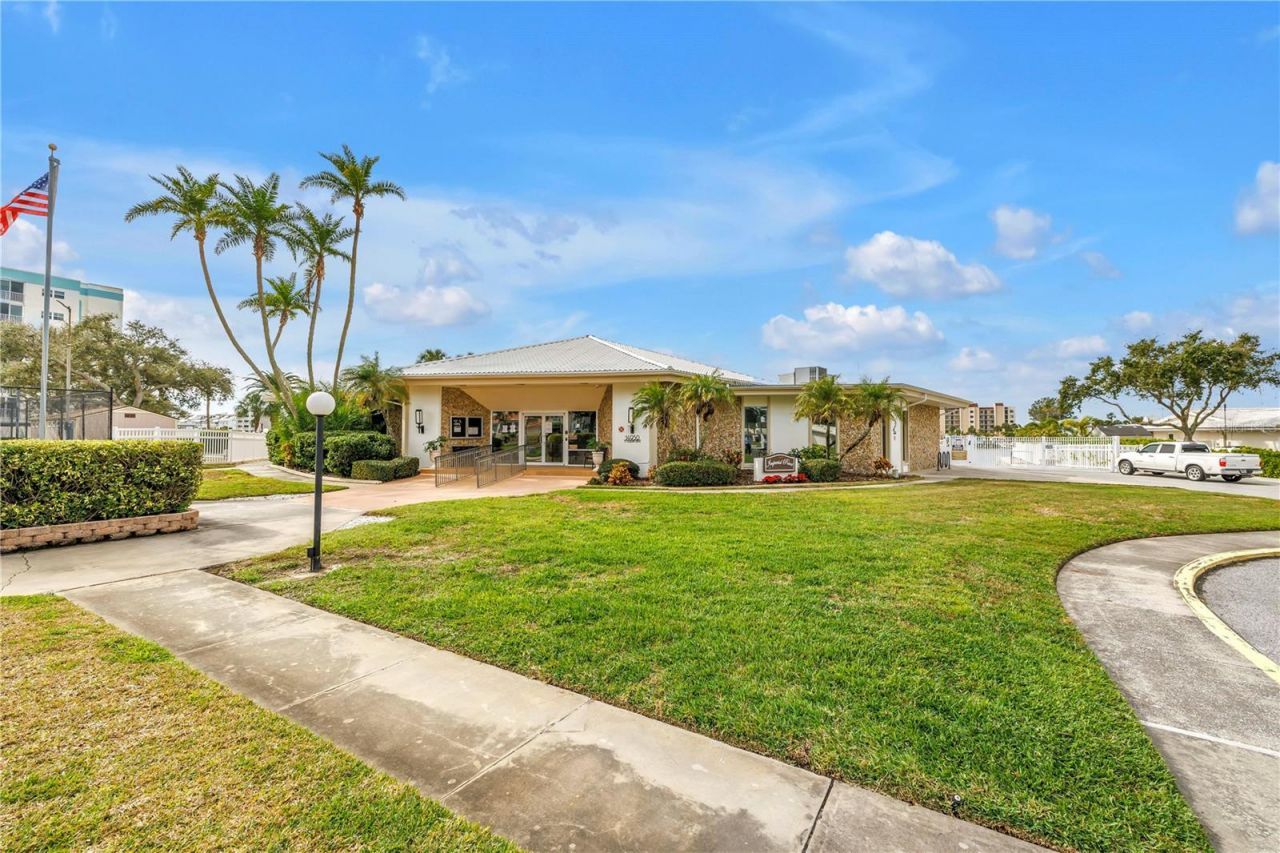 14546 Anchorage Circle, Seminole, FL 33776 Photo