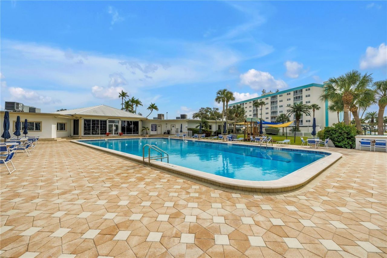 14546 Anchorage Circle, Seminole, FL 33776 Photo