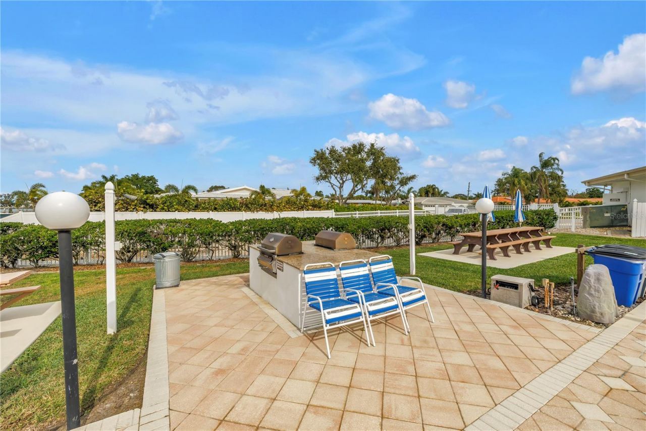 14546 Anchorage Circle, Seminole, FL 33776 Photo