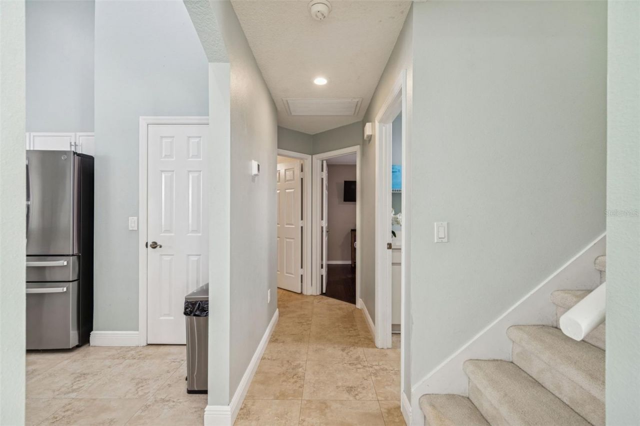 10122 Whisper Pointe Drive, Tampa, FL 33647 Photo