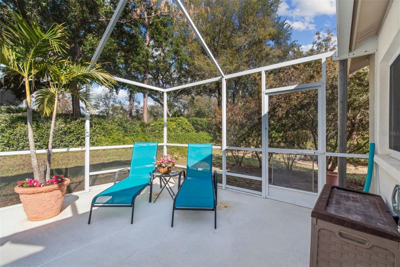 10122 Whisper Pointe Drive, Tampa, FL 33647 Photo