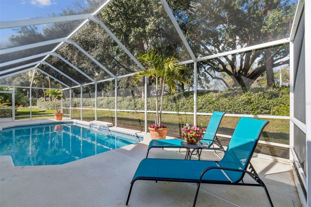10122 Whisper Pointe Drive, Tampa, FL 33647 Photo