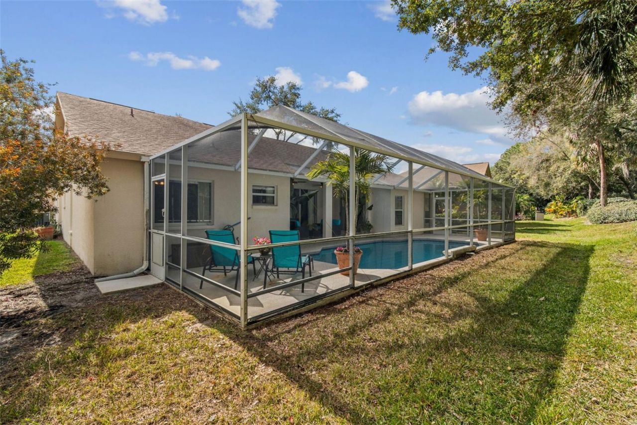 10122 Whisper Pointe Drive, Tampa, FL 33647 Photo