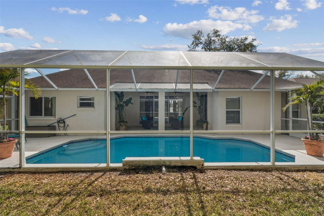 10122 Whisper Pointe Drive, Tampa, FL 33647 Photo