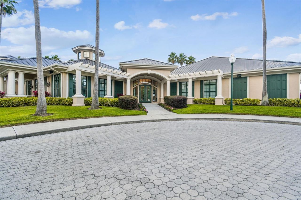 10122 Whisper Pointe Drive, Tampa, FL 33647 Photo