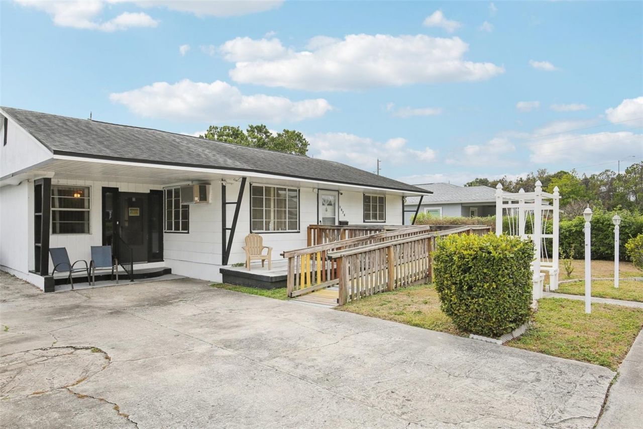 3074 Melrose Avenue S, Saint Petersburg, FL 33712 Photo