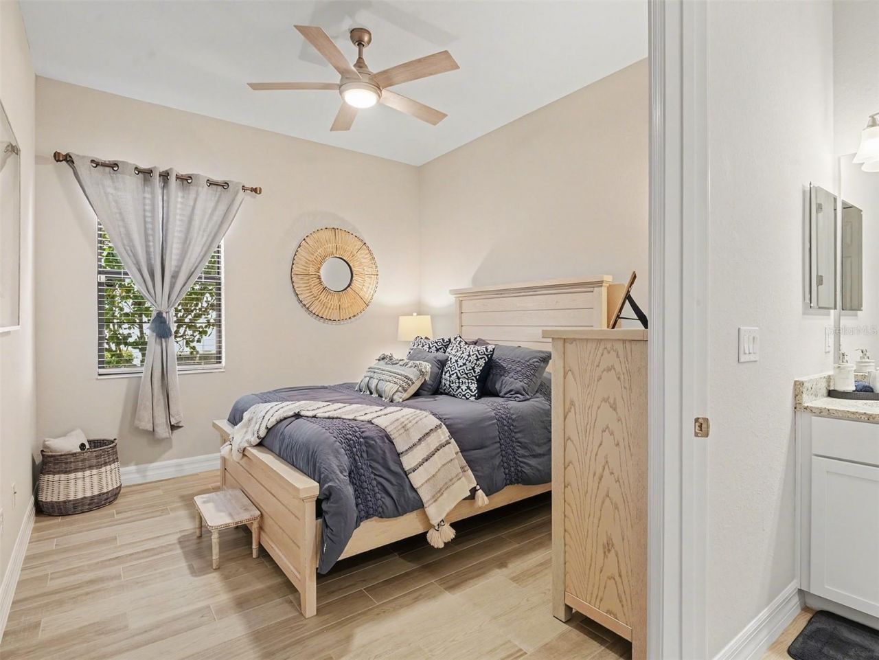 7032 Highgate Lane, Bradenton, FL 34202 Photo