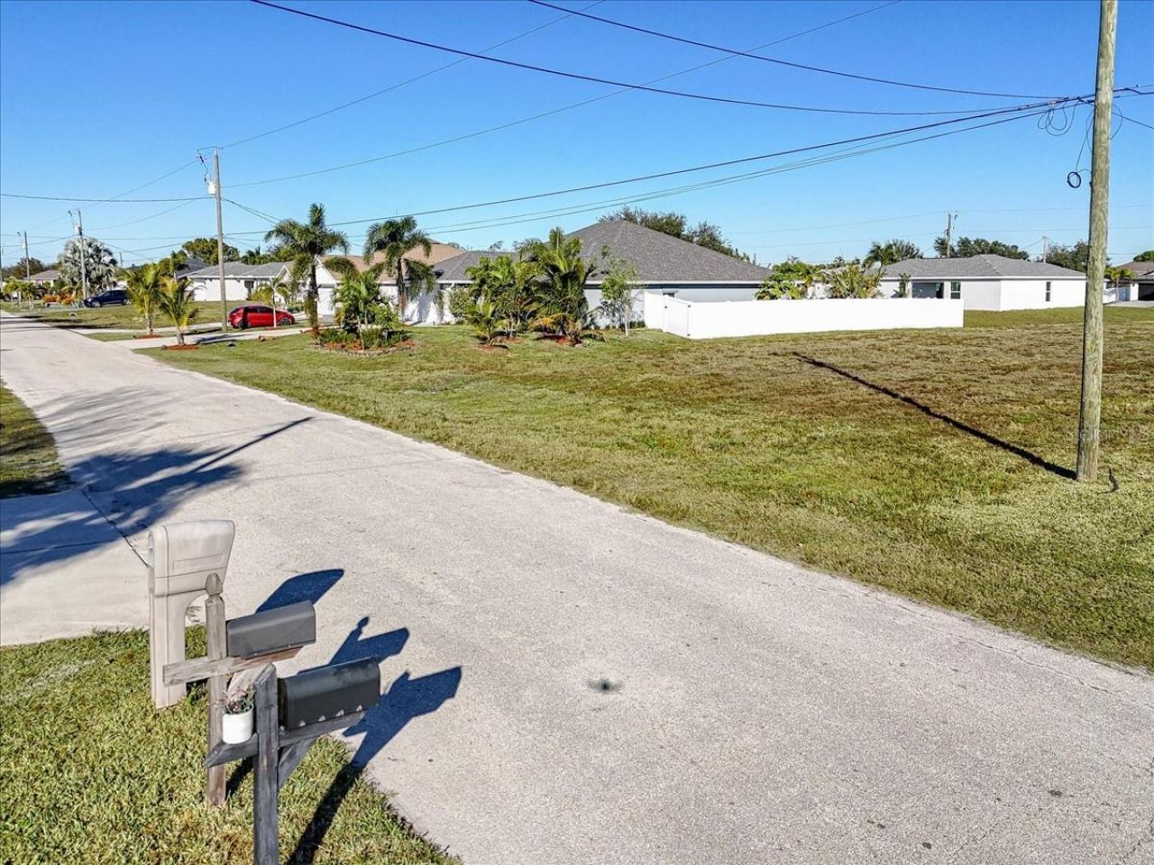 1317 NW 9th Terrace, Cape Coral, FL 33993 Photo