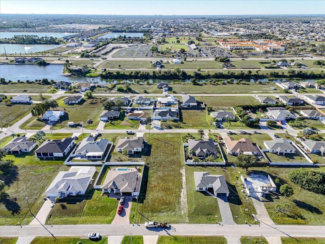 1317 NW 9th Terrace, Cape Coral, FL 33993 Photo