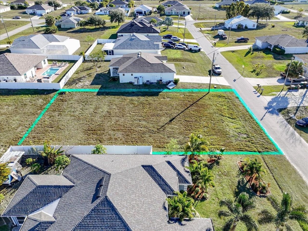 1317 NW 9th Terrace, Cape Coral, FL 33993 Photo