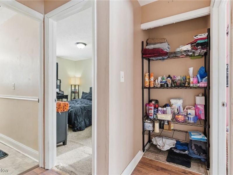 4011 Crest Drive, Cleveland, OH 44109 Photo 23